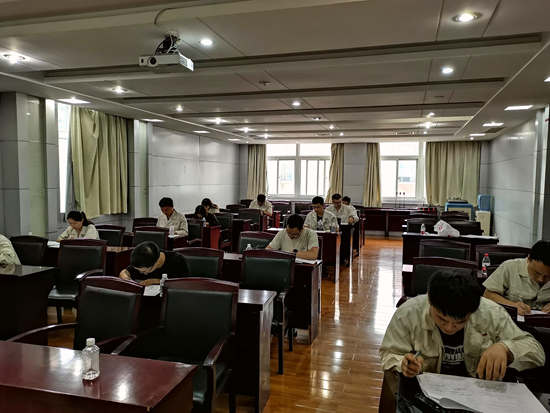 1597909983545802.jpg 入黨積極分子培訓(xùn)_副本.jpg